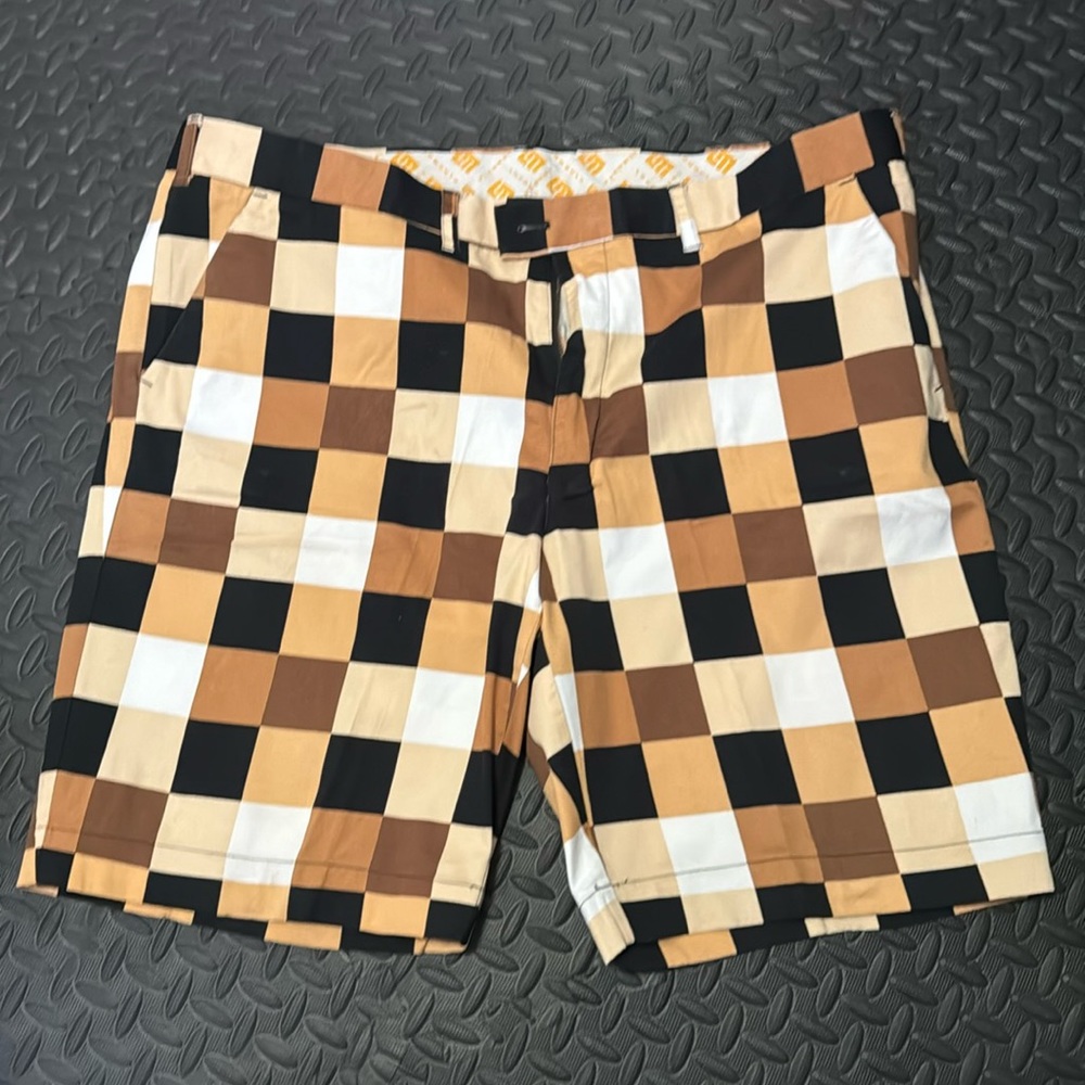 Loudmouth Mens Sport golf brown multi color shorts Size 45 waist, 97% cotton